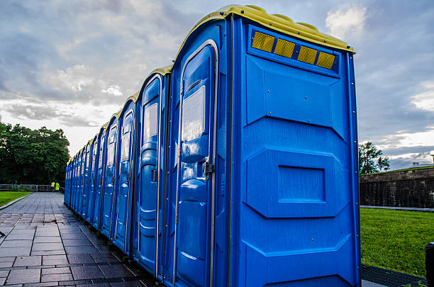 Porta potty delivery and setup in Orange City, FL